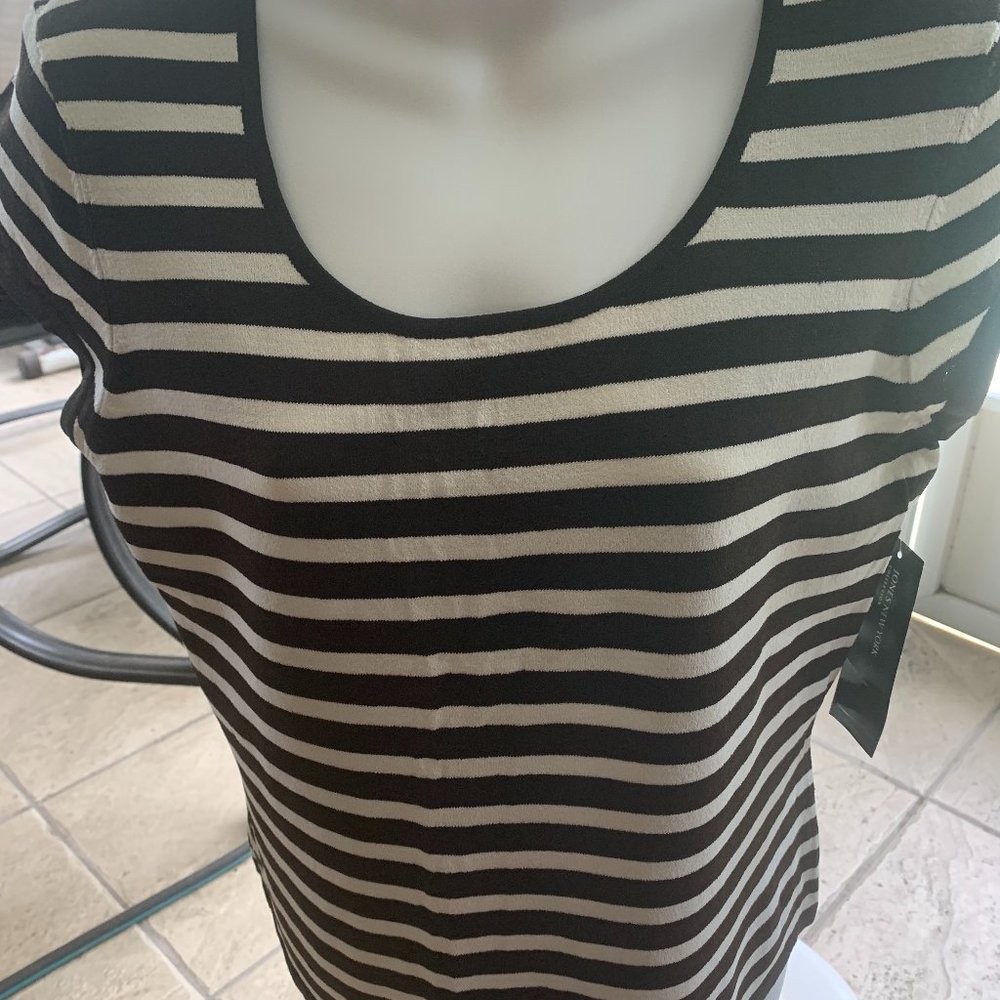 NWT Jones New York Collection Brown and White Casual Top-Size M
